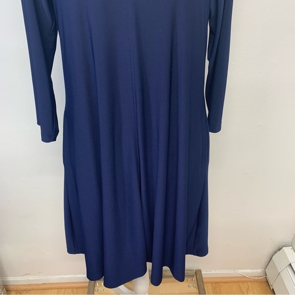 Nina Leonard Dress Medium Flare  Stretch‎ Knit Navy Blue Pockets Career Travel - Picture 3 of 9